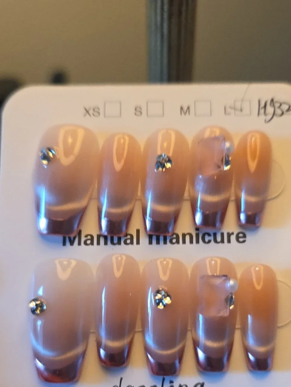 Neutral Pink Pearl Fake Nail Set with Rhinestone Accents Size Large